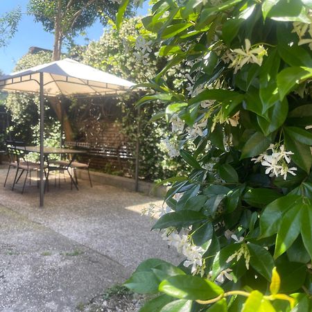 Appia Park Apartament 10 Min Dal Colosseo Рим Екстериор снимка