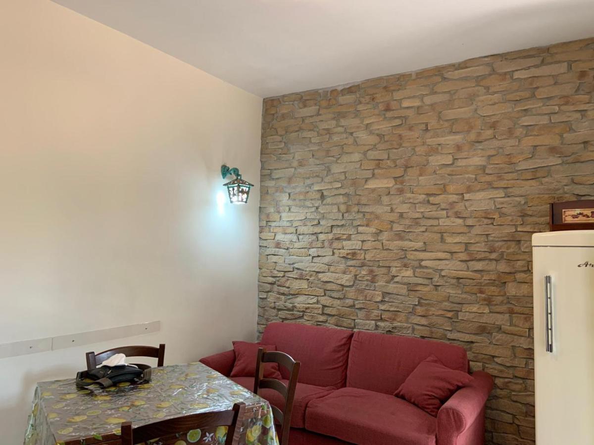 Appia Park Apartament 10 Min Dal Colosseo Рим Екстериор снимка