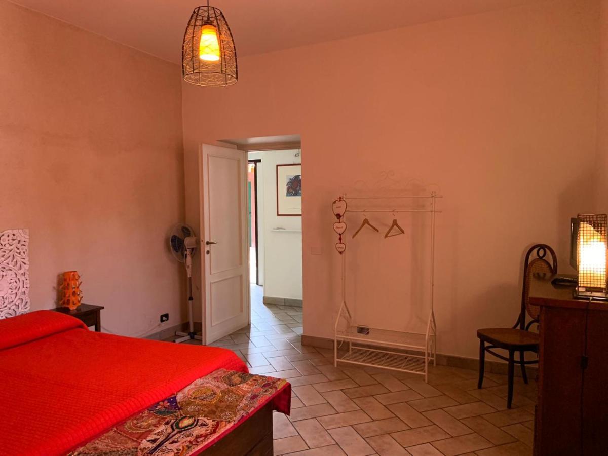 Appia Park Apartament 10 Min Dal Colosseo Рим Екстериор снимка