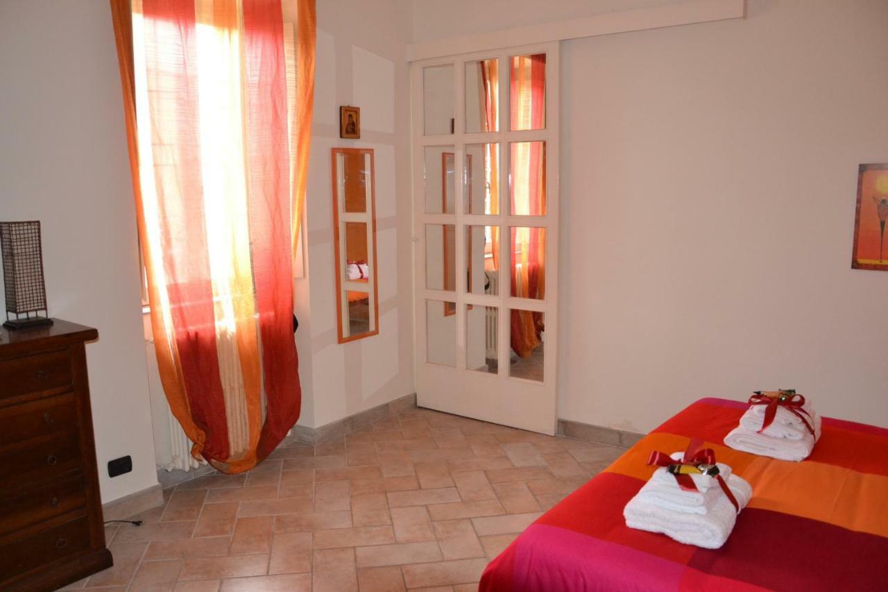 Appia Park Apartament 10 Min Dal Colosseo Рим Екстериор снимка