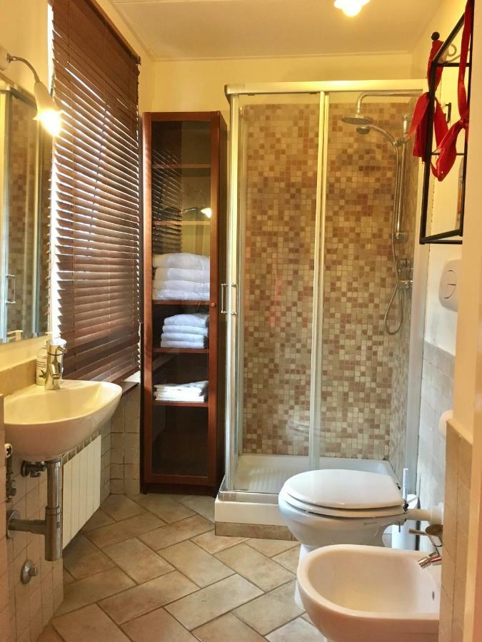 Appia Park Apartament 10 Min Dal Colosseo Рим Екстериор снимка