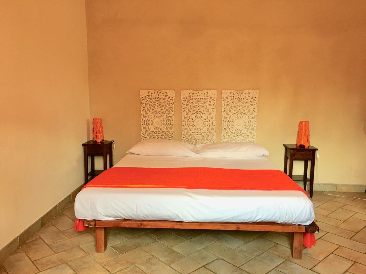 Appia Park Apartament 10 Min Dal Colosseo Рим Екстериор снимка